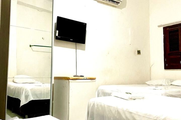 Room 28 of 36
