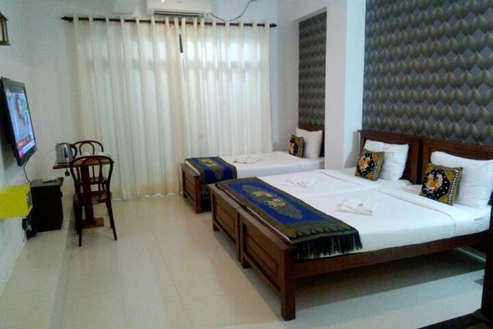 Room 8 of 41