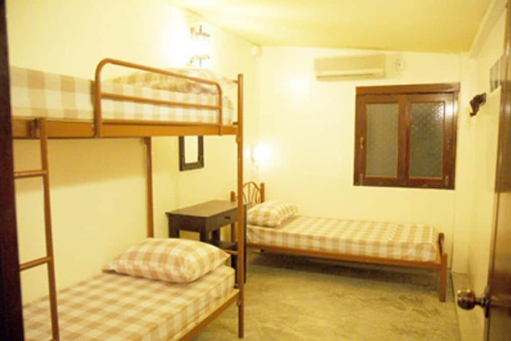 Room 5 of 24