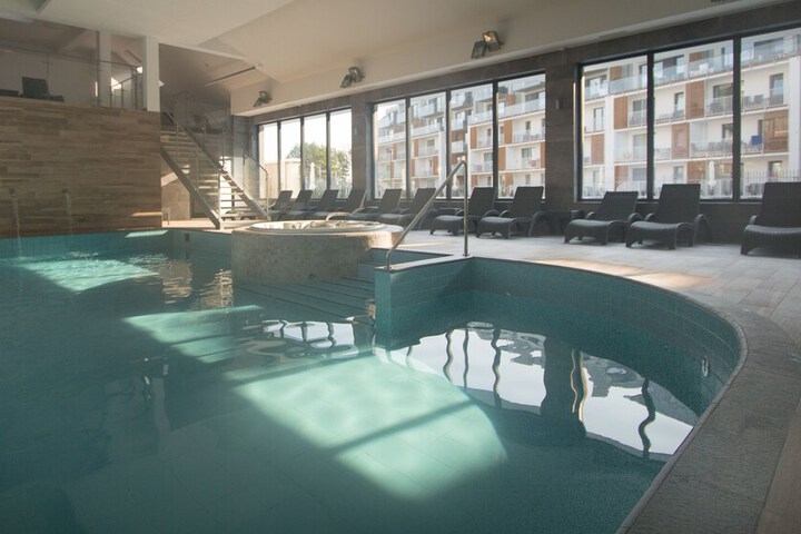 Pool 37 of 57