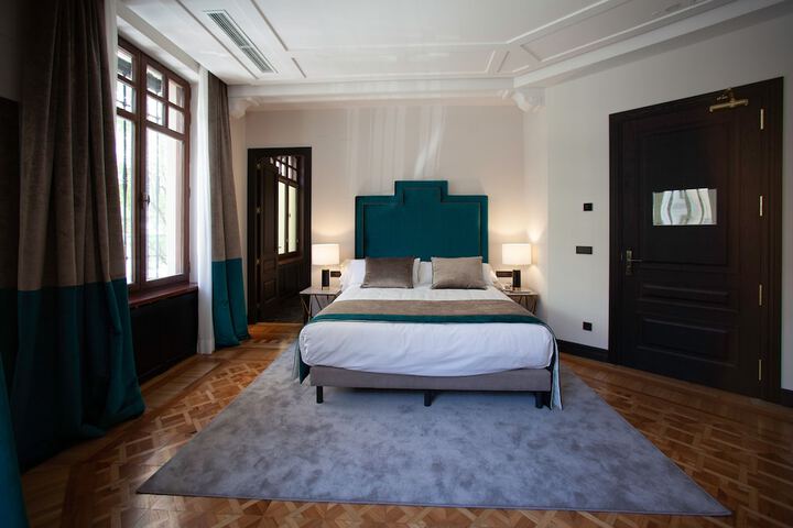 Room 37 of 85