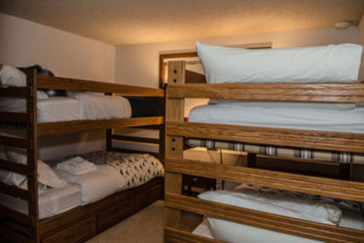 Room 199 of 697
