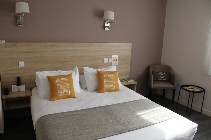 Room 21 of 54