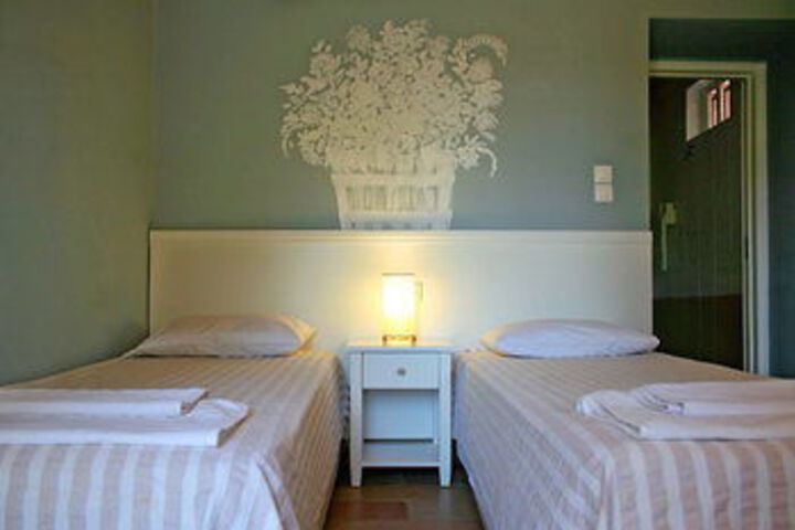 Room 41 of 65