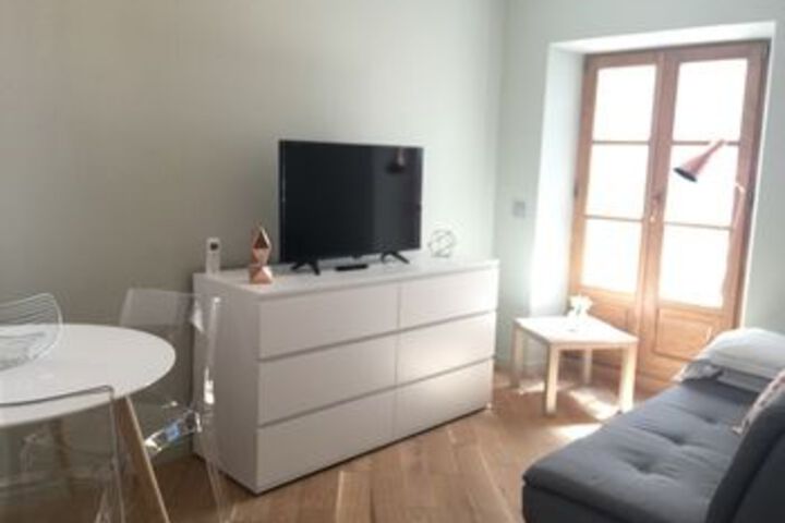 Room 128 of 200
