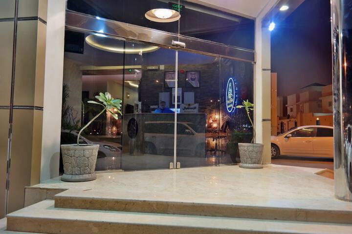 Hotel 7 of 8