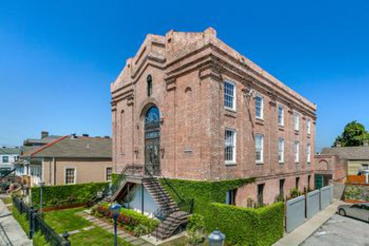Exterior of Loft-Style 2BR in Irish Channel by Sonder