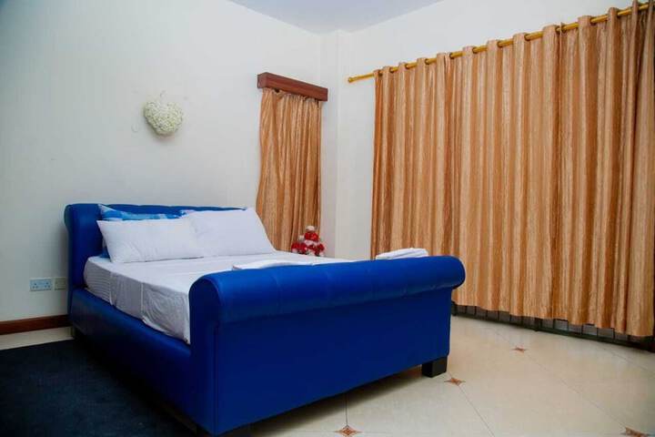 Room 54 of 190