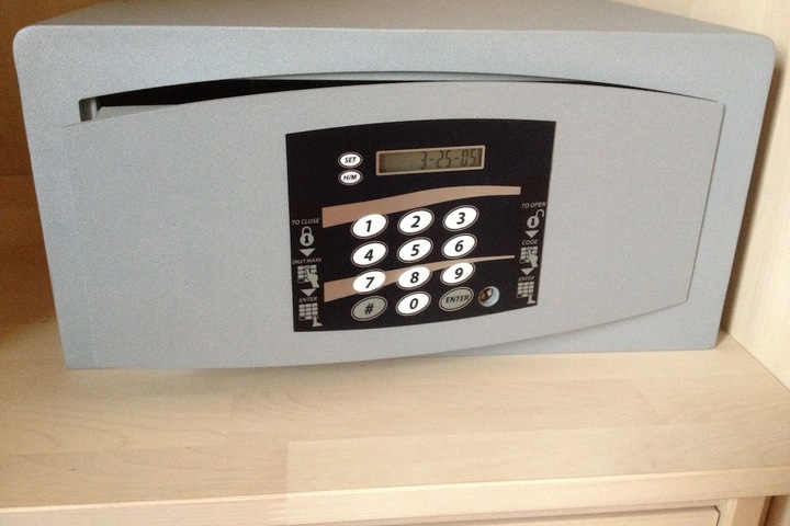 Room 21 of 48