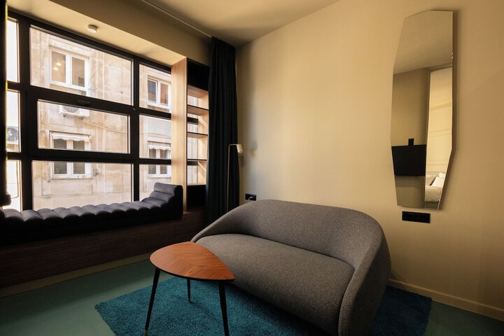 Room 75 of 133