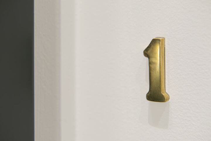 Room 8 of 38