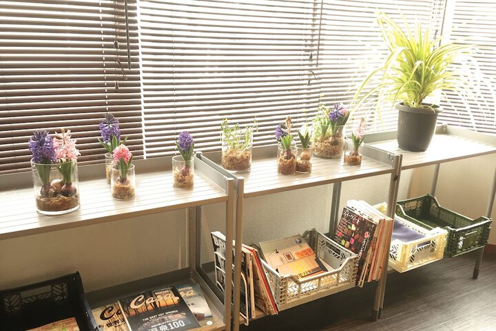 Room 6 of 8