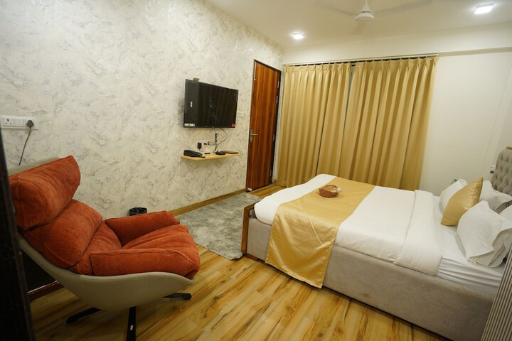 Room 40 of 93