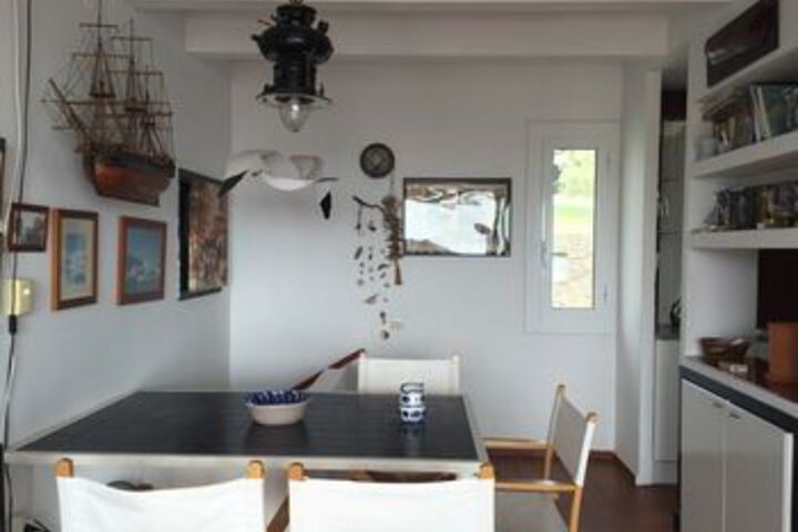 Room 201 of 309