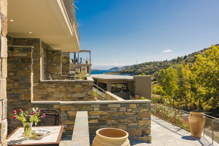Terrace/Patio 192 of 197