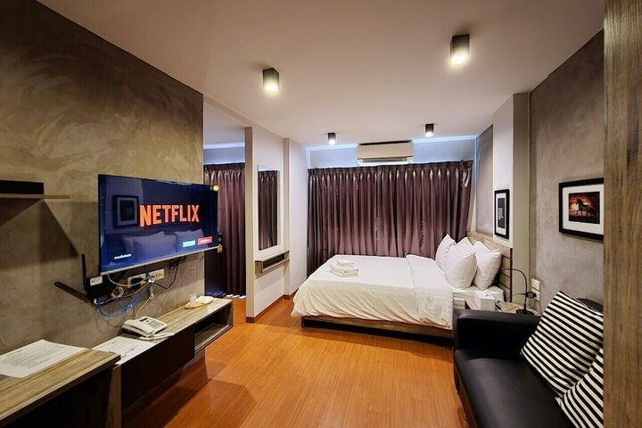 Room 28 of 57