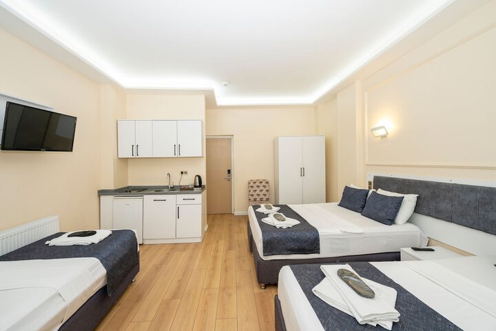 Room 18 of 60
