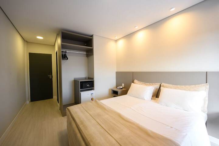 Room 5 of 36