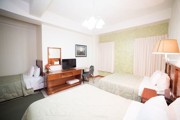 Room 10 of 81