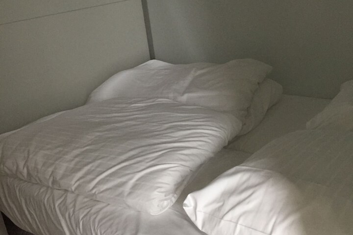 Room 13 of 50