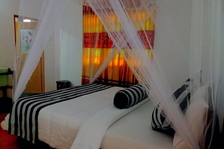 Room 22 of 43