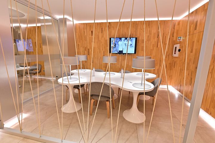 Business Center 96 of 107