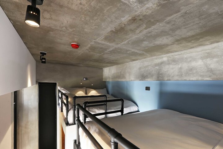 Room 5 of 41