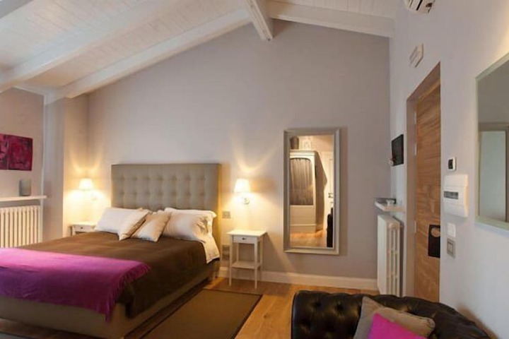 Room 48 of 170