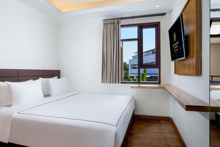 Room 29 of 235