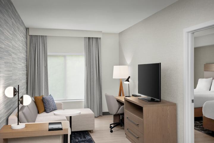 Room 17 of 35