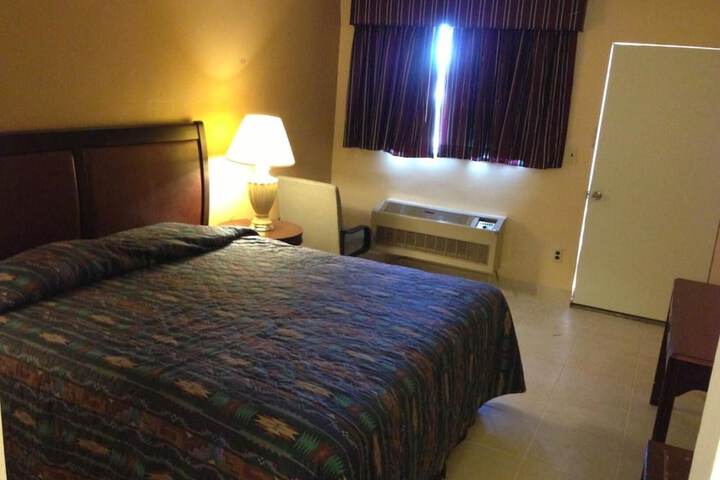 Room 19 of 35