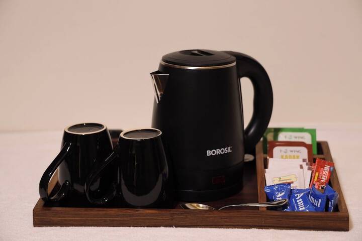 Breakfast/Coffee Service 8 of 21