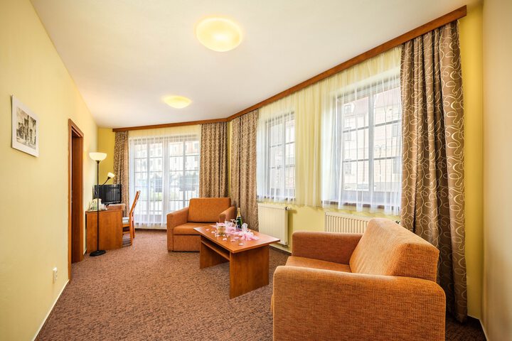 Room 8 of 46