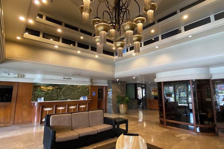 Lobby Photos