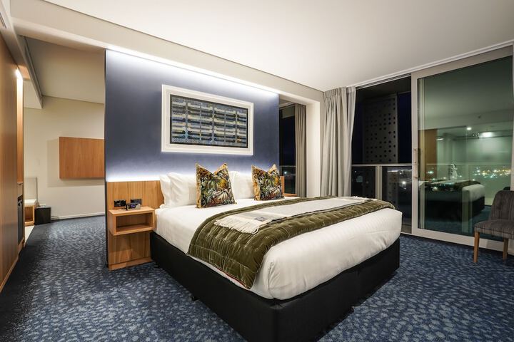 Room 15 of 39