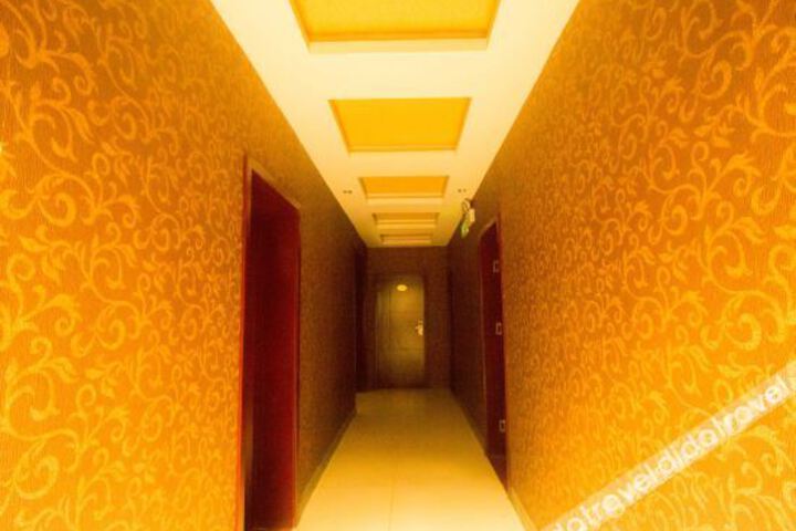 Hotel Interior 22 of 31