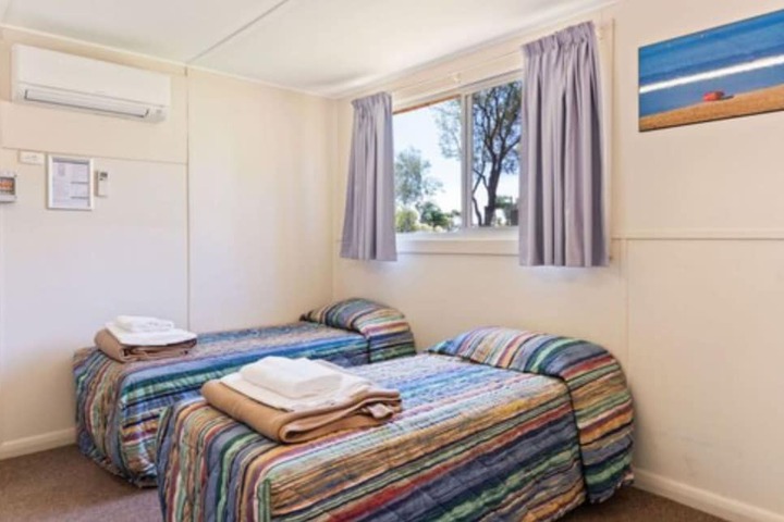 Room 15 of 130