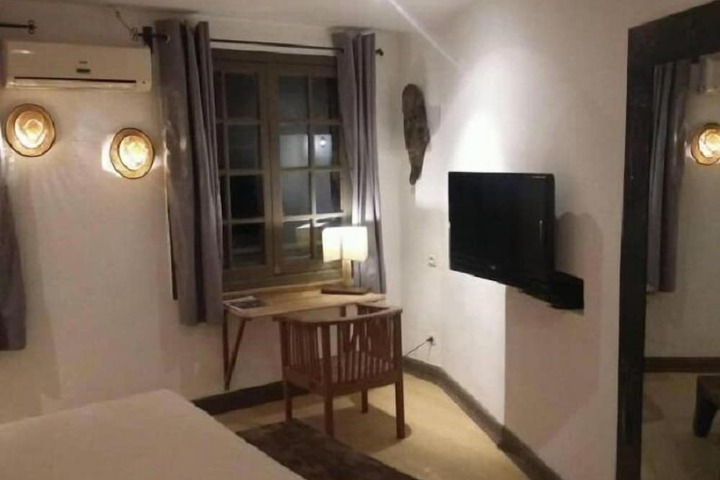 Room 18 of 81
