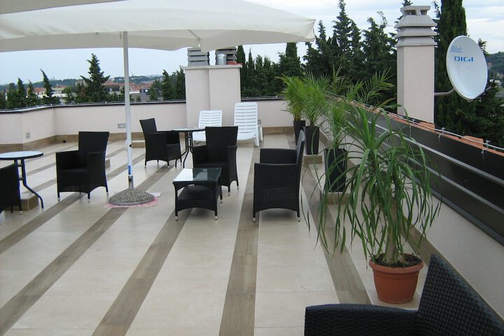 Terrace/Patio 25 of 30