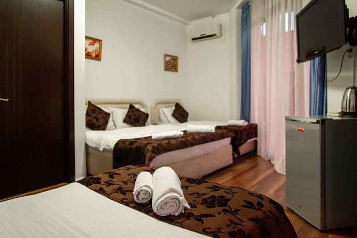 Room 31 of 87