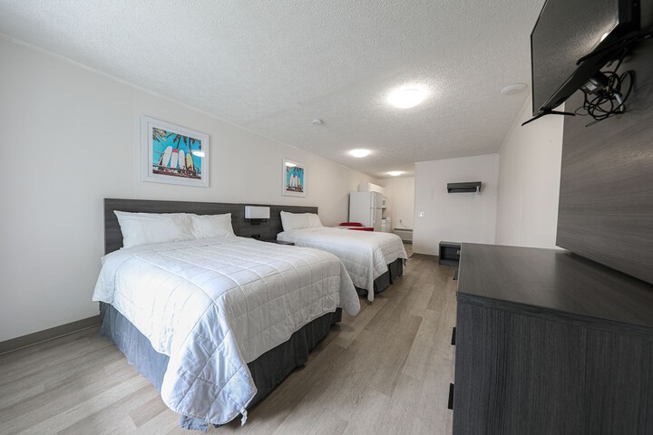 Room 4 of 35