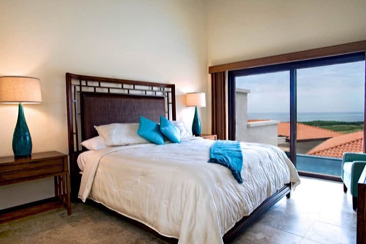 Ocean View Home RO006