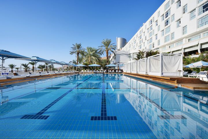 Pool 54 of 106