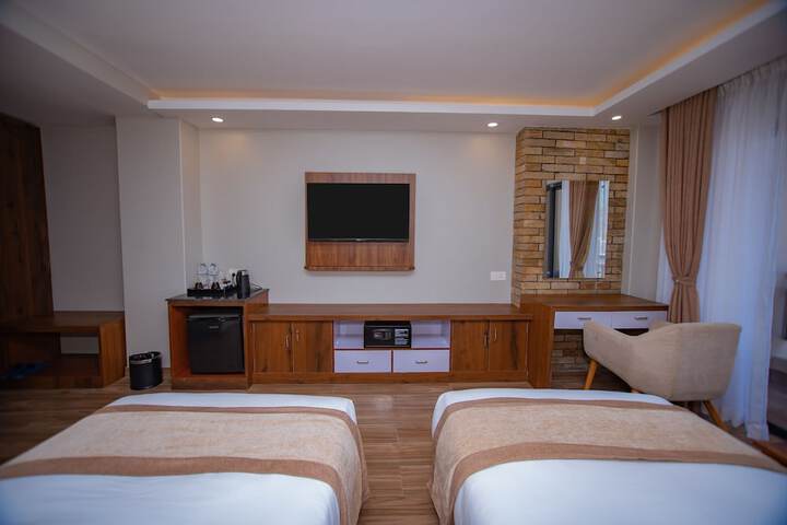 Room 6 of 70
