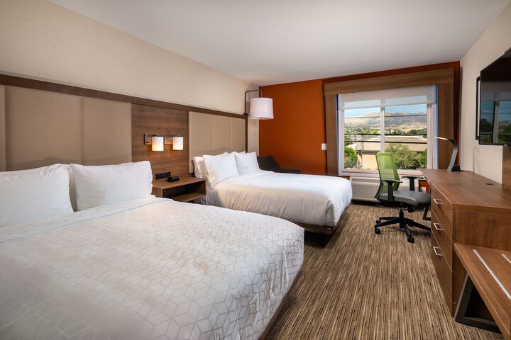 Room 16 of 60