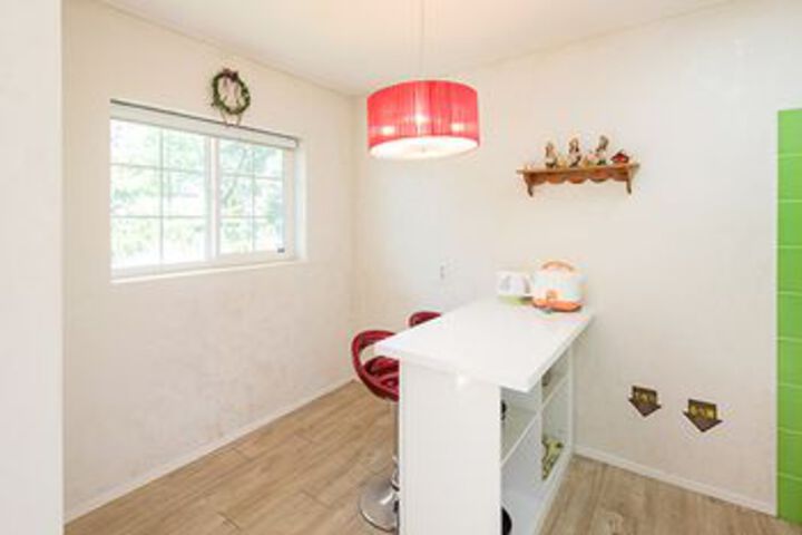 Room 45 of 174