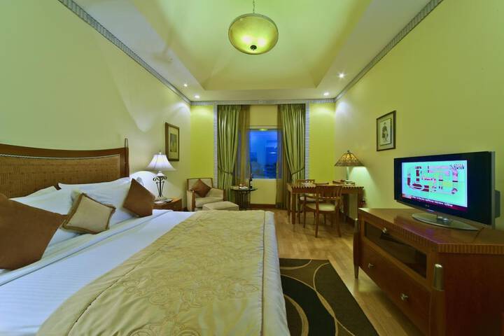 Room 17 of 48
