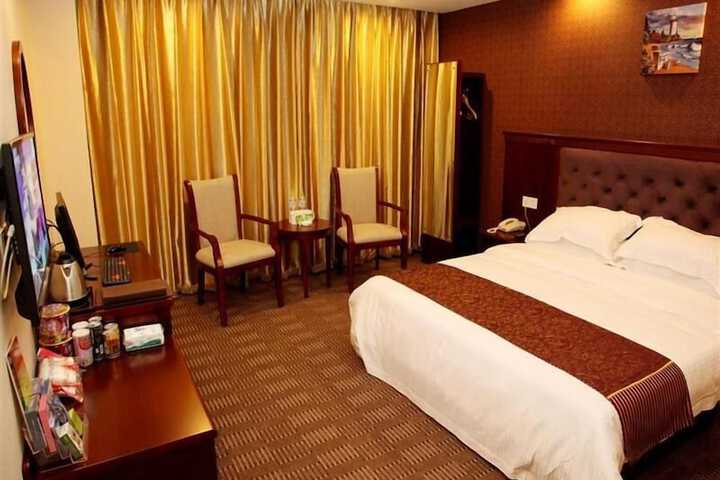 GreenTree Inn Yangzhou Gaoyou Municipal Government Business Hotel