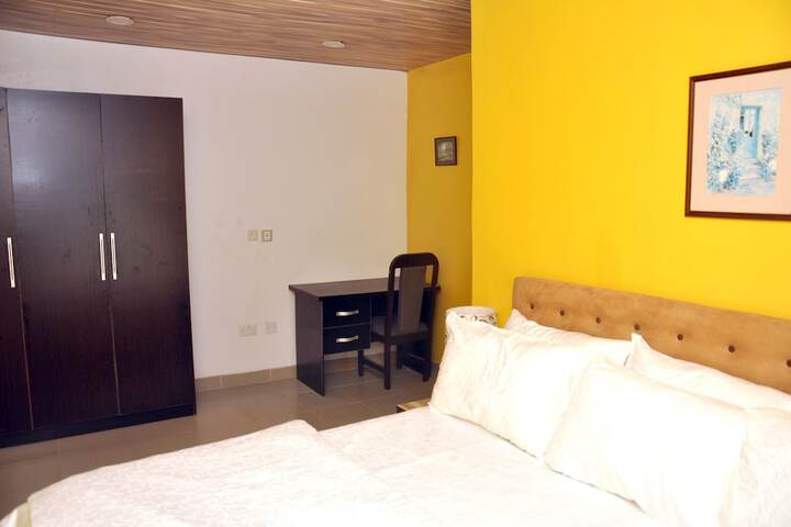 Room 9 of 24