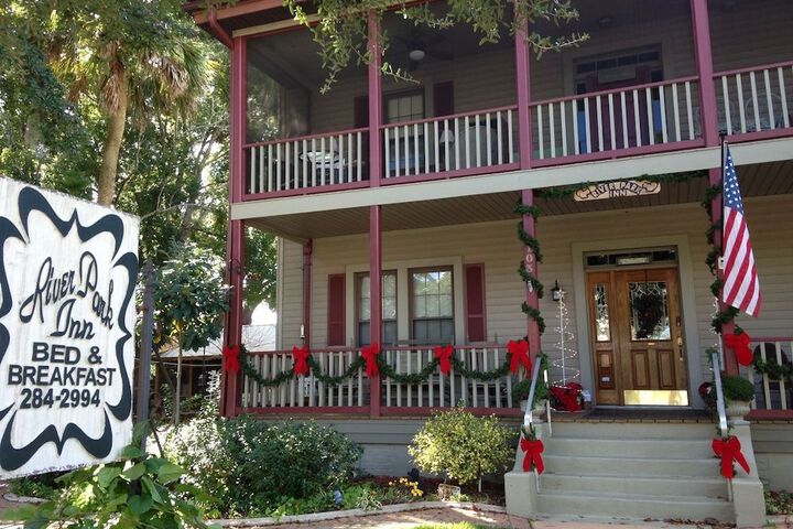 Photo of RIVER PARK INN